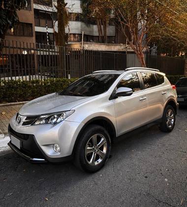 TOYOTA RAV4 2.0 TOP 4X2 16V GASOLINA 4P AUTOMÁTICO TOYOTA RAV4 2.0 TOP 4X2 16V GASOLINA 4P AUTOMÁTICO